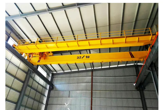 ภาพวาดสีเหลือง Double Girder Eot Crane ความจุ 20 ตันพร้อมรถเข็นรอก