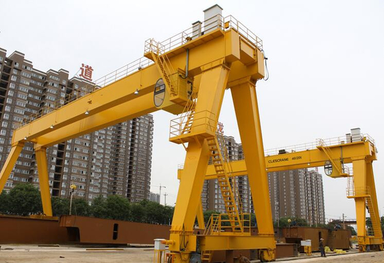 42M Span Trussed Type Gantry Crane ความจุ 75 ตันในอู่ต่อเรือ
