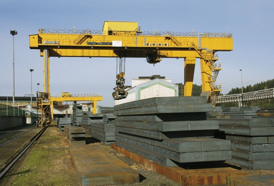 Outdoor MG Model Construction Gantry Crane 32ton In Stone Factory