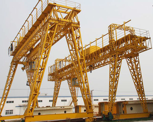 เครนกานตรีจีน เครนขนยนต์ชไนเดอร์ ความสูงการยก 3.5 - 30 M/Min ความเร็วของรถบรรทุก