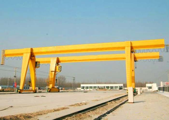 7M-40M Span Truss Beam คานเดี่ยวโครงสำหรับตั้งสิ่งของเครน 10 ตันสำหรับโรงงานปูนซีเมนต์