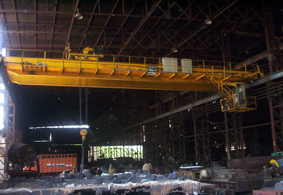 Heavy Duty QD 5-50/10T เครนเหนือศีรษะคานคู่ ODM Rail Mounted Gantry Crane