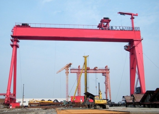 Heavy Duty Double Girder Gantry Crane 5 ตันถึง 50 ตันใช้งานง่ายสำหรับคลังสินค้า