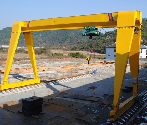 380V 60HZ Rail Mounted Mobile Gantry Crane 15 ตัน 20 ตัน 25 ตันเครนเหนือศีรษะ
