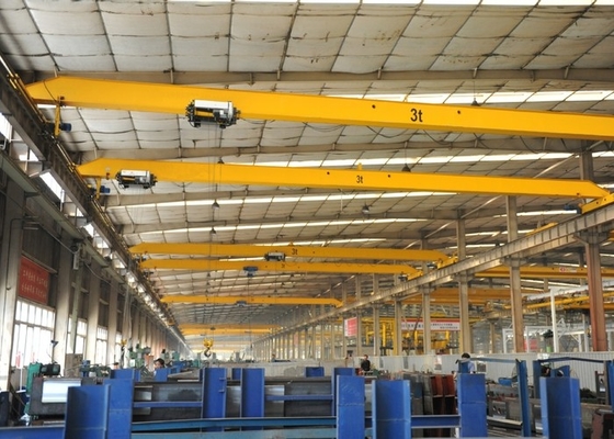 European 380V 50Hz Electric Overhead Traveling Crane น้ำหนักเบา