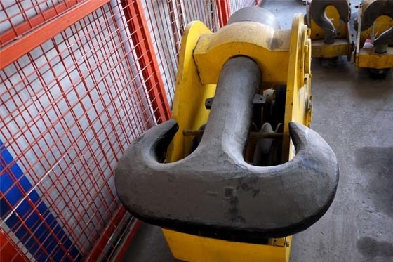 รอกเครนเหนือศีรษะแบบยุโรป Forged Block Double Crane Hook C Shaped