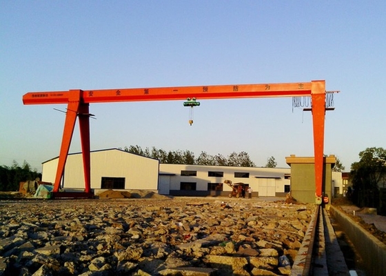 อุตสาหกรรมไฟฟ้า 5 ตันถึง 30 ตัน Gantry Crane 4.5m Span Single Girder Goliath Crane