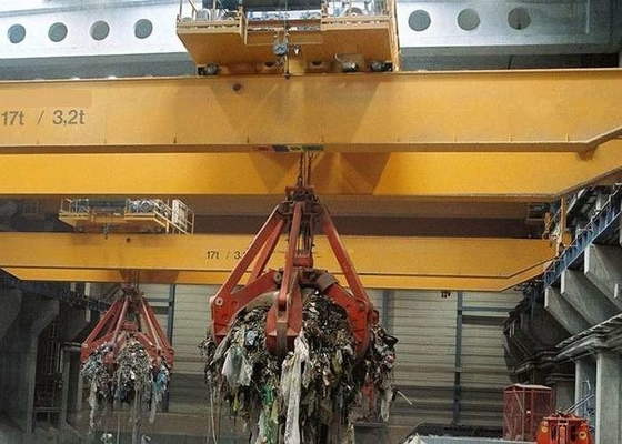 CE ISO กว้างใช้ไฟฟ้า Double Beam Crane 43kg / M QU70 Rail Work Shop Crane