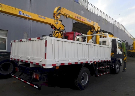 รถเครนบูมติดตั้งบนรถบรรทุกประสิทธิภาพสูง 75km/H 88km/H 8 Ton Crane Truck