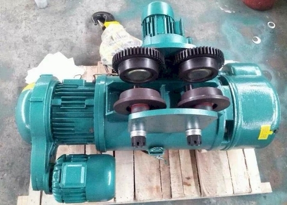 ความต้านทานความร้อน 1380rpm รอกสลิงไฟฟ้า 500 กก. สำหรับการยกโลหะผสม