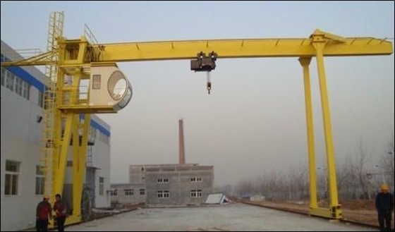 Truss Type รอกไฟฟ้าการเดินทาง Gantry Crane การควบคุมจี้คานเดียว