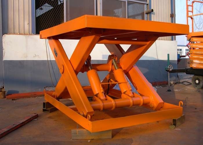 SANTO Stationary Hydraulic 3 Ton Scissor Lift 5.5KW ลิฟต์ไฟฟ้าสำหรับงานก่อสร้าง